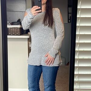 Gray Long Sleeve☀️NEW